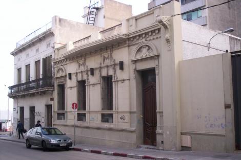 Fachada sobre la calle Ituzaingó