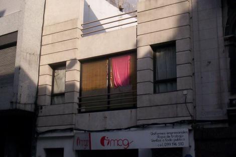 Fachada sobre la calle Buenos Aires