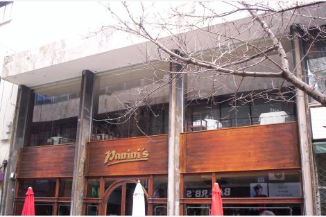 Fachada sobre Sarandí