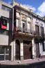Fachada sobre la calle Washington