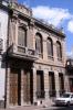Fachada sobre la calle Washington