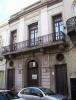 Fachada sobre la calle Misiones