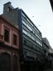 Fachada sobre la calle Treinta y Tres.