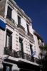 Fachada sobre la calle Sarandí.