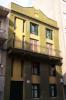 Fachada sobre la calle Treinta y Tres