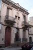 Fachada sobre la calle Treinta y Tres