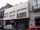 Fachada sobre la calle Reconquista