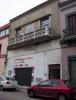 Fachada sobre la calle Reconquista
