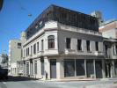 Esquina, calle Juan Carlos Gómez y Reconquista
